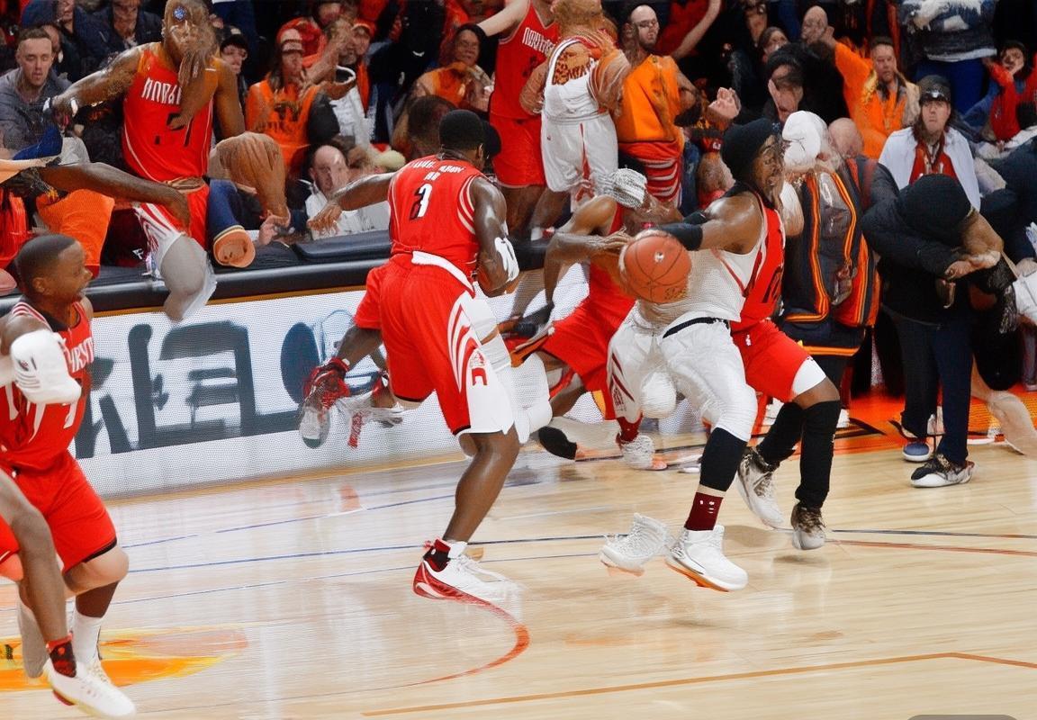 火箭双星闪耀，逆转奇胜骑士(图2)